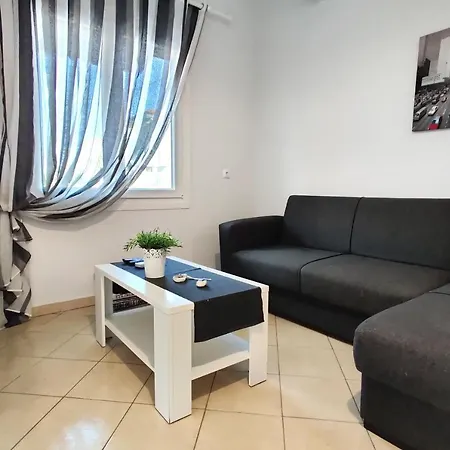 Elenas Town House Prázdninový dům *